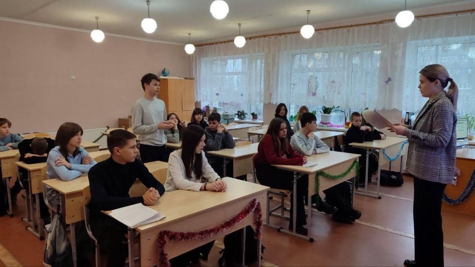 Школьники Кировска изучили основы правовой культуры Школьники Кировска изучили основы правовой культуры