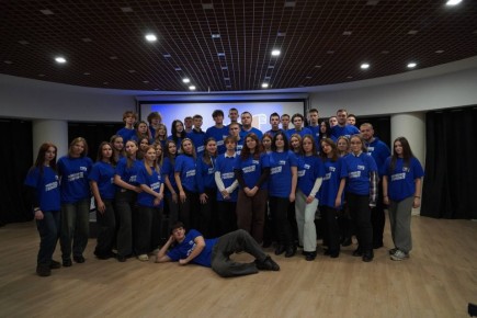 Проверили знания ко Дню Конституции