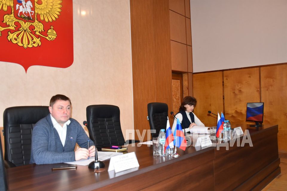 ������� ��������������� ���������� �������� � ����������������� ������������� ���������� ������