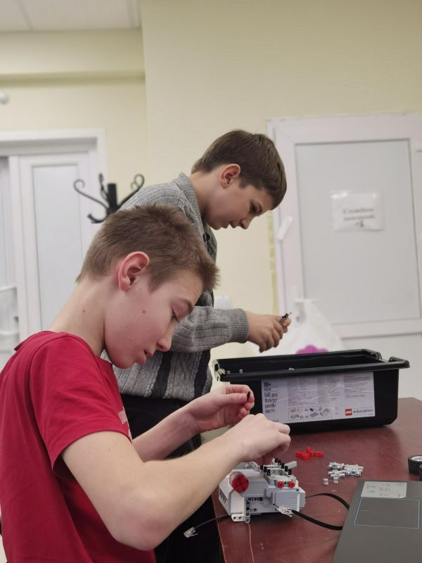 � ������� ������������� ����� ����������� � ���������� ������������ � ������� ����� �������