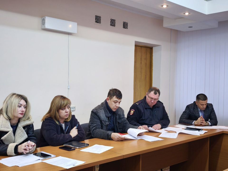 В Кировске подвели итоги антинаркотической работы и наметили планы на будущее В Кировске подвели итоги антинаркотической работы и наметили планы на будущее