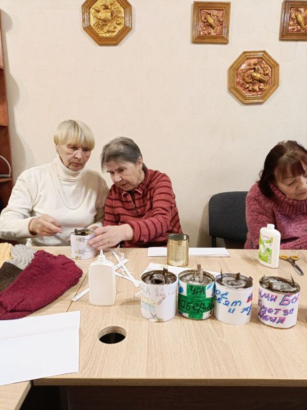 Центр общения старшего поколения Новопскова поддержал акцию «Тепло солдату» Центр общения старшего поколения Новопскова поддержал акцию «Тепло солдату»