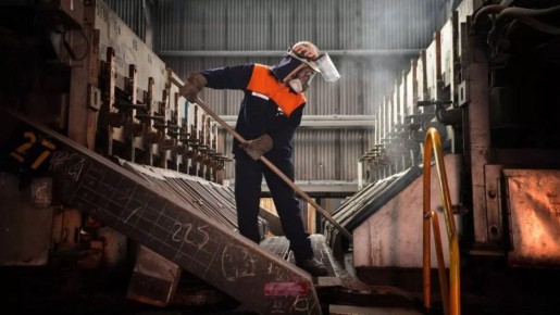 1 Предприятия из ЛНР наладили поставки древесины и алюминия в Молдавию и Казахстан