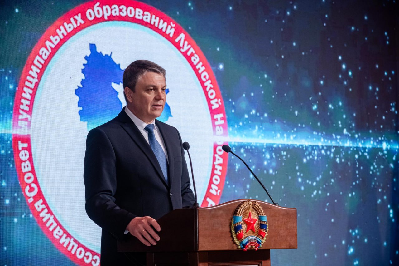 Глава ЛНР: «Важнейшей опорой для государства являются представители органов местного самоуправления»