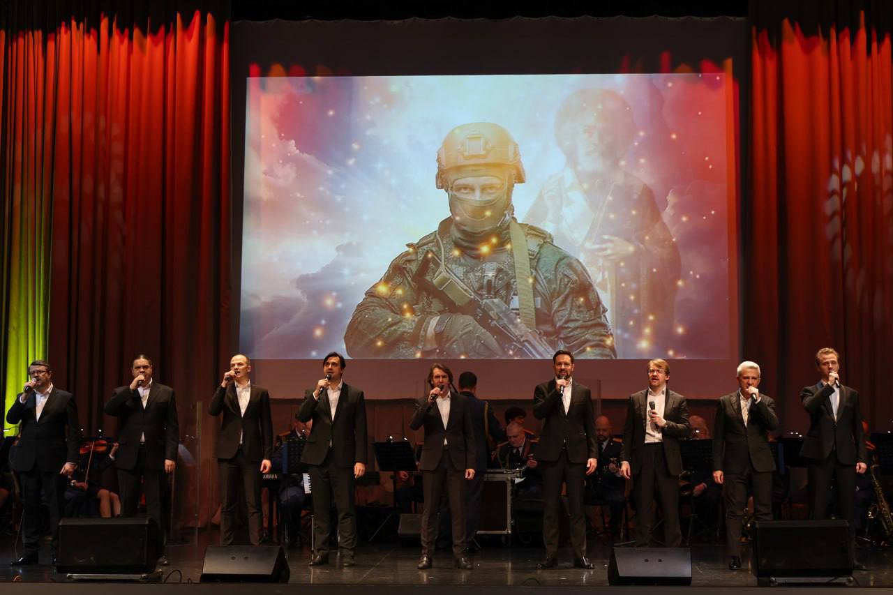 Сотрудники УФСИН России по Луганской Народной Республике в качестве почетных гостей приняли участие в праздничном концерте в честь Дня Героев Отечества в Федеральной службе исполнения наказаний Сотрудники УФСИН России по Луганской Народной Республике в качестве почетных гостей приняли участие в праздничном концерте в честь Дня Героев Отечества в Федеральной службе исполнения наказаний