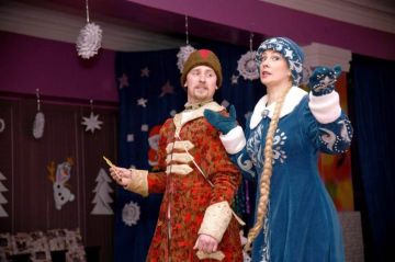 Артисты из Красноярского края снова подарят новогоднюю сказку юным жителям ЛНР