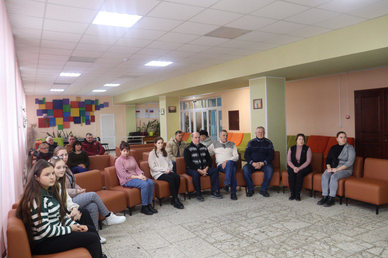 В Центре культуры и досуга Троицкого муниципального округа прошло значимое мероприятие, посвященное памяти ликвидаторов аварии на Чернобыльской АЭС В Центре культуры и досуга Троицкого муниципального округа прошло значимое мероприятие, посвященное памяти ликвидаторов аварии на Чернобыльской АЭС