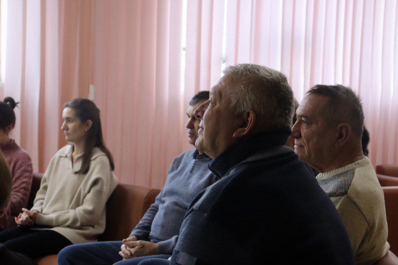 В Центре культуры и досуга Троицкого муниципального округа прошло значимое мероприятие, посвященное памяти ликвидаторов аварии на Чернобыльской АЭС В Центре культуры и досуга Троицкого муниципального округа прошло значимое мероприятие, посвященное памяти ликвидаторов аварии на Чернобыльской АЭС