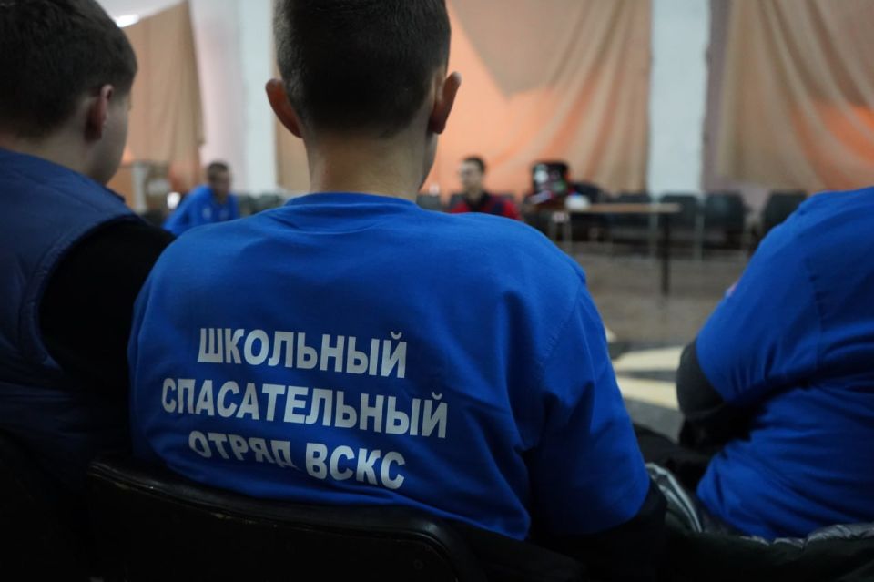 Готов? Всегда готов. Занятия, проводимые инструкторами Луганского РО ВСКС, выходят далеко за рамки стандартного урока в школе Готов? Всегда готов. Занятия, проводимые инструкторами Луганского РО ВСКС, выходят далеко за рамки стандартного урока в школе