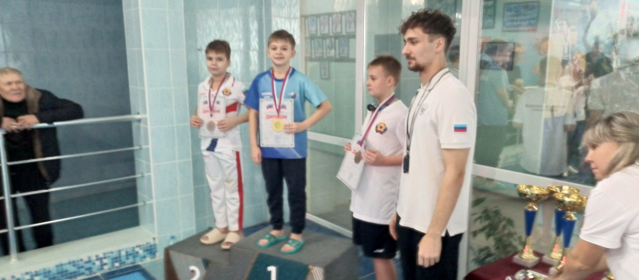В Молодогвардейске состоялся турнир по плаванию "Золотая рыбка" В Молодогвардейске состоялся турнир по плаванию "Золотая рыбка"
