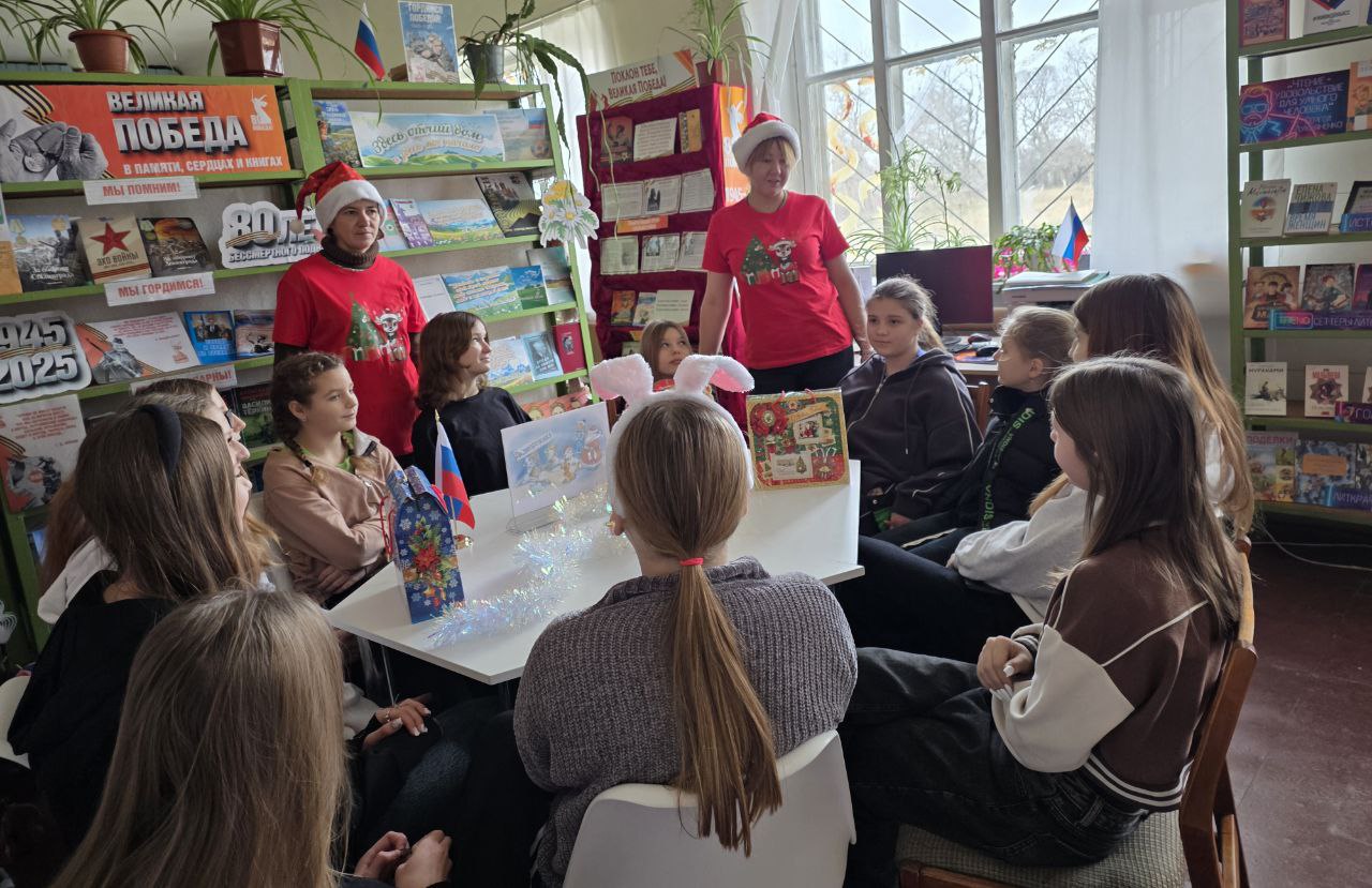 Игровая программа. «Путешествие в Дедморозовку» Игровая программа. «Путешествие в Дедморозовку»