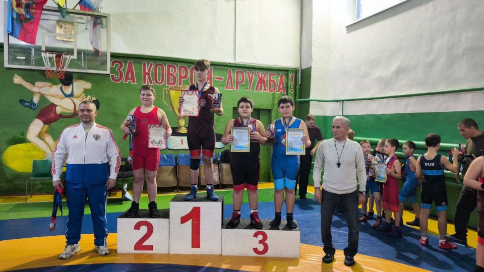 � ����������� ��������� �������� ������ ��� ��� ������� �� �����-������� ������ ����� ������, ����������� ������ �������� �� ���������� ������ ������ �����������: ��������� �.�., ������������ �.�., ��������� �.�. ���...