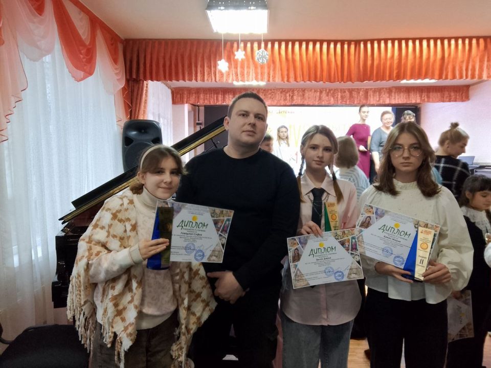 12 ������� 2025 ���� �� ����� ������� ����� �������� �5 �. ��������� ���������� ������������� �����������, ����������� ���������� ������ IV ��������� ����������� �������� ������� �������"