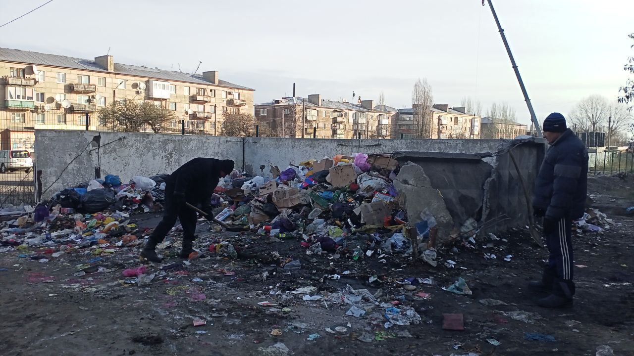 Работа коммунальных служб. Сегодня работники МУП «Экотранс» провели работу на трёх городских площадках накопления отходов Работа коммунальных служб. Сегодня работники МУП «Экотранс» провели работу на трёх городских площадках накопления отходов