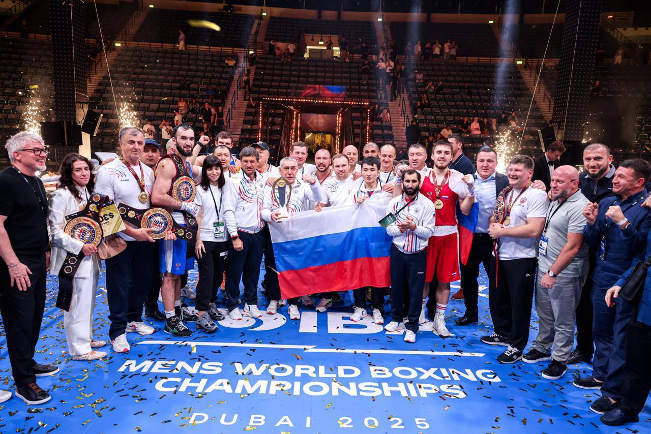 Сборная России по боксу установила исторический рекорд, завоевав семь золотых медалей Сборная России по боксу установила исторический рекорд, завоевав семь золотых медалей