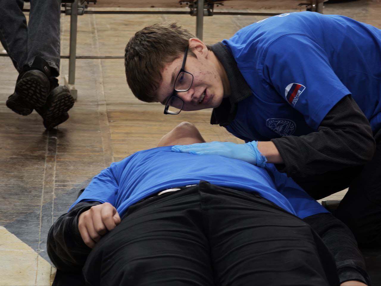 Учащиеся Ясеновской гимназии им.Ю.В.Стеценко приняли участие в занятии по основам личной безопасности Учащиеся Ясеновской гимназии им.Ю.В.Стеценко приняли участие в занятии по основам личной безопасности