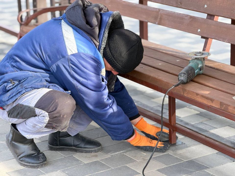 Сергей Колягин: Продолжаем благоустраивать первомайский «Манеж» Сергей Колягин: Продолжаем благоустраивать первомайский «Манеж»
