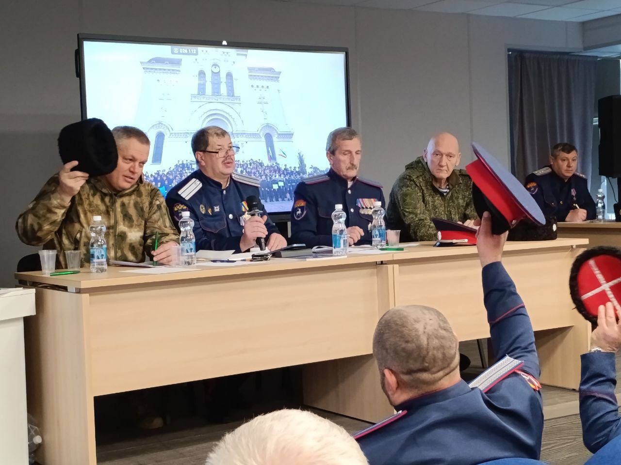 Состоялся ежегодный отчётный сход казачьего общества — важное событие, подводящее итоги работы за 2025год и определяющее вектор развития на перспективу Состоялся ежегодный отчётный сход казачьего общества — важное событие, подводящее итоги работы за 2025год и определяющее вектор развития на перспективу