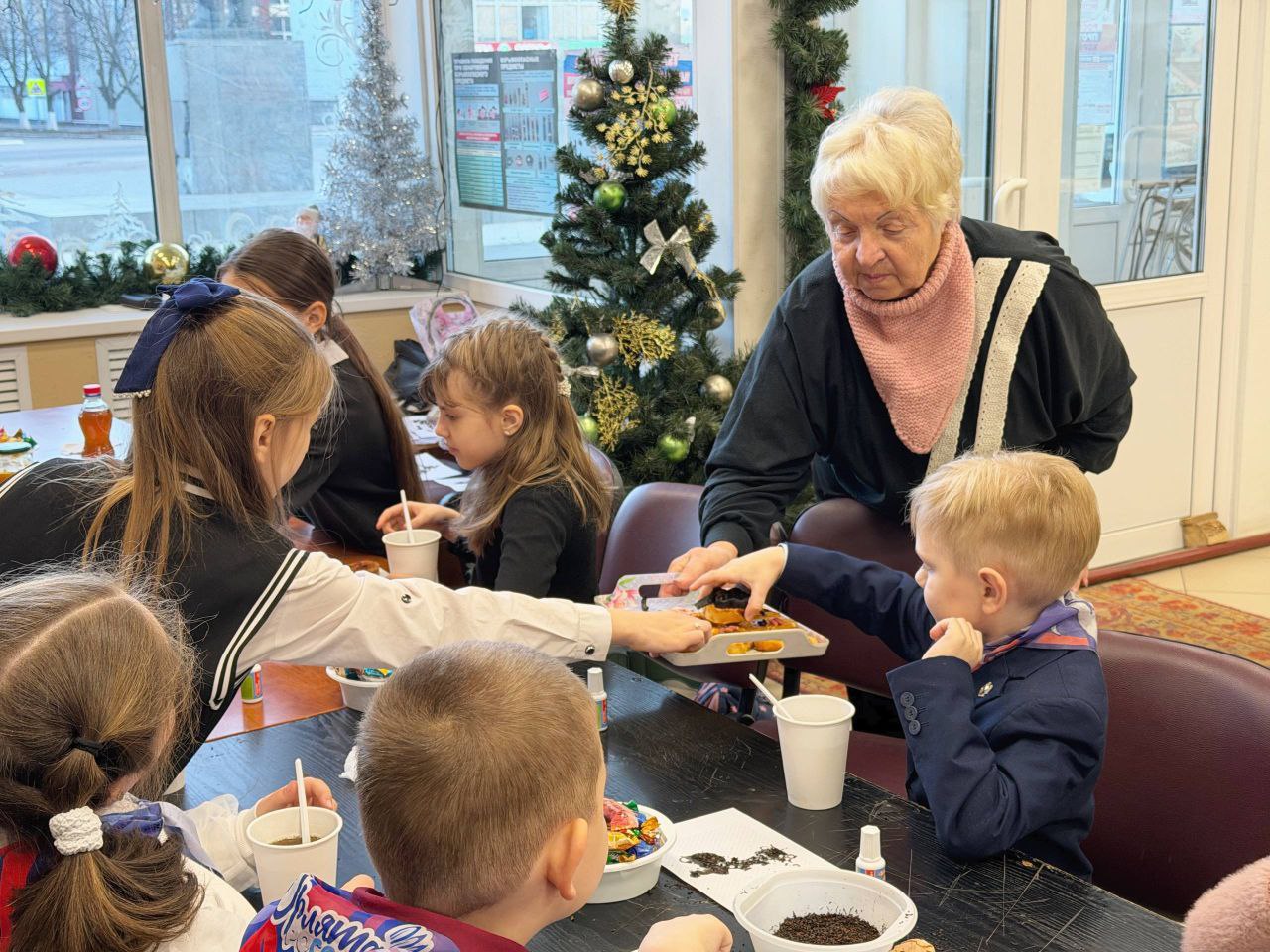 Сергей Колягин: Сегодня в Городском центре культуры и досуга «Заря» царила особая атмосфера – здесь собрались юные ценители ароматного напитка Сергей Колягин: Сегодня в Городском центре культуры и досуга «Заря» царила особая атмосфера – здесь собрались юные ценители ароматного напитка