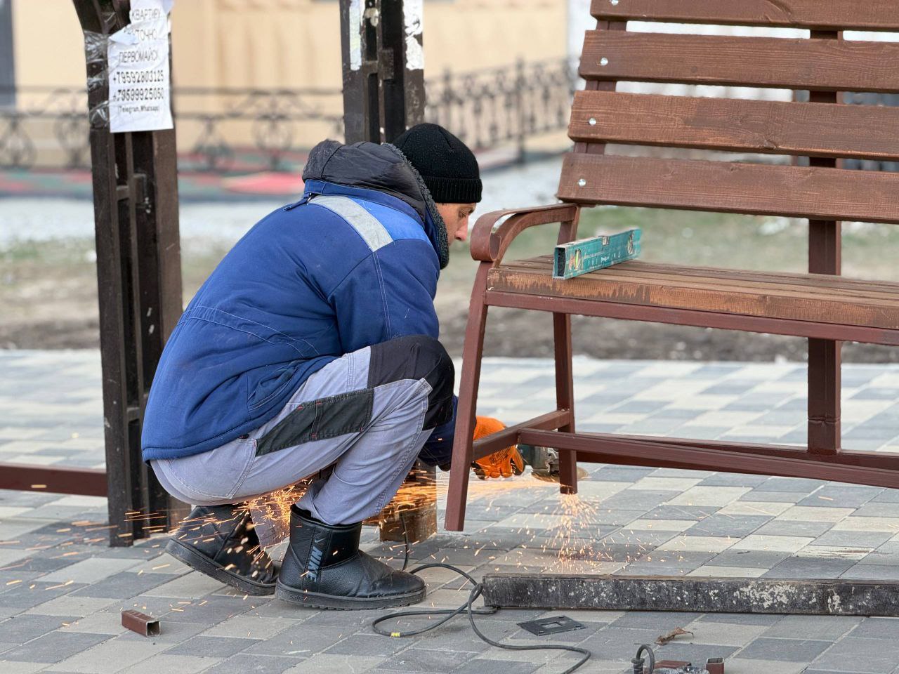 Сергей Колягин: Продолжаем благоустраивать первомайский «Манеж» Сергей Колягин: Продолжаем благоустраивать первомайский «Манеж»