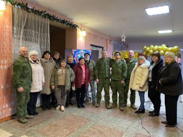 Вчера в филиале «Дом культуры с. Чугинка» прошел концерт, к нам приезжали в гости Вокальный ансамбль «Херсонский шторм»