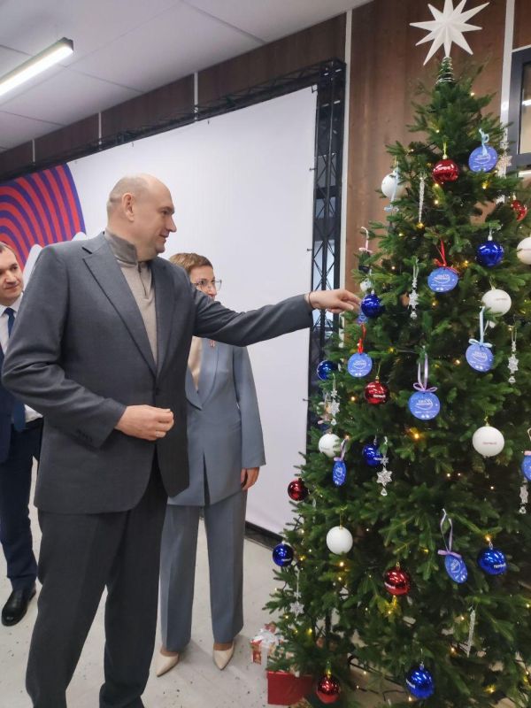 Губернатор региона-шефа исполнит новогодние мечты юных Перевальчан