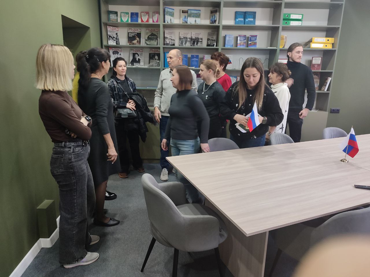 Преподаватели Перевальской детской школы искусств посетили «Библиопортал» Преподаватели Перевальской детской школы искусств посетили «Библиопортал»