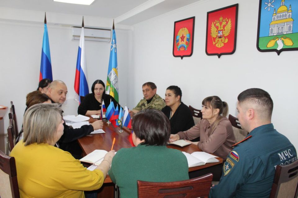 Юлия Кожухарь: В Новопсковском округе идёт подготовка к открытию центральной новогодней елки и празднованию Крещения Господня!