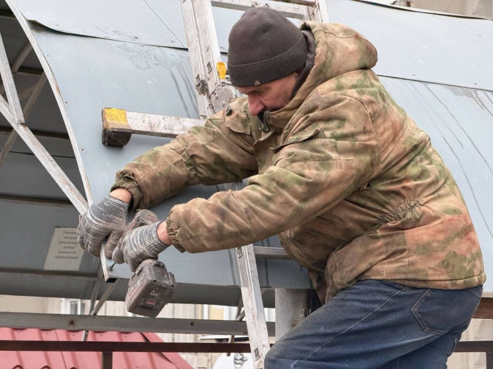 Сергей Колягин: Продолжаем благоустраивать первомайский «Манеж» Сергей Колягин: Продолжаем благоустраивать первомайский «Манеж»