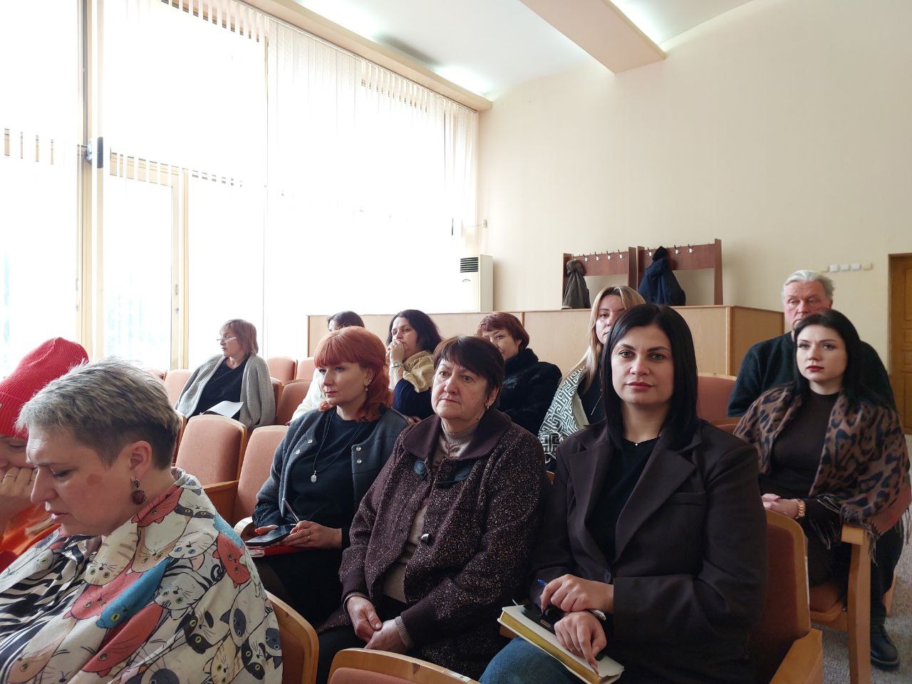 По инициативе Совета городского округа город Алчевск 15 декабря состоялись публичные слушания по теме: «Обсуждение принятия проекта решения Совета городского округа город Алчевск «О принятии Устава муниципального образования... По инициативе Совета городского округа город Алчевск 15 декабря состоялись публичные слушания по теме: «Обсуждение принятия проекта решения Совета городского округа город Алчевск «О принятии Устава муниципального образования...