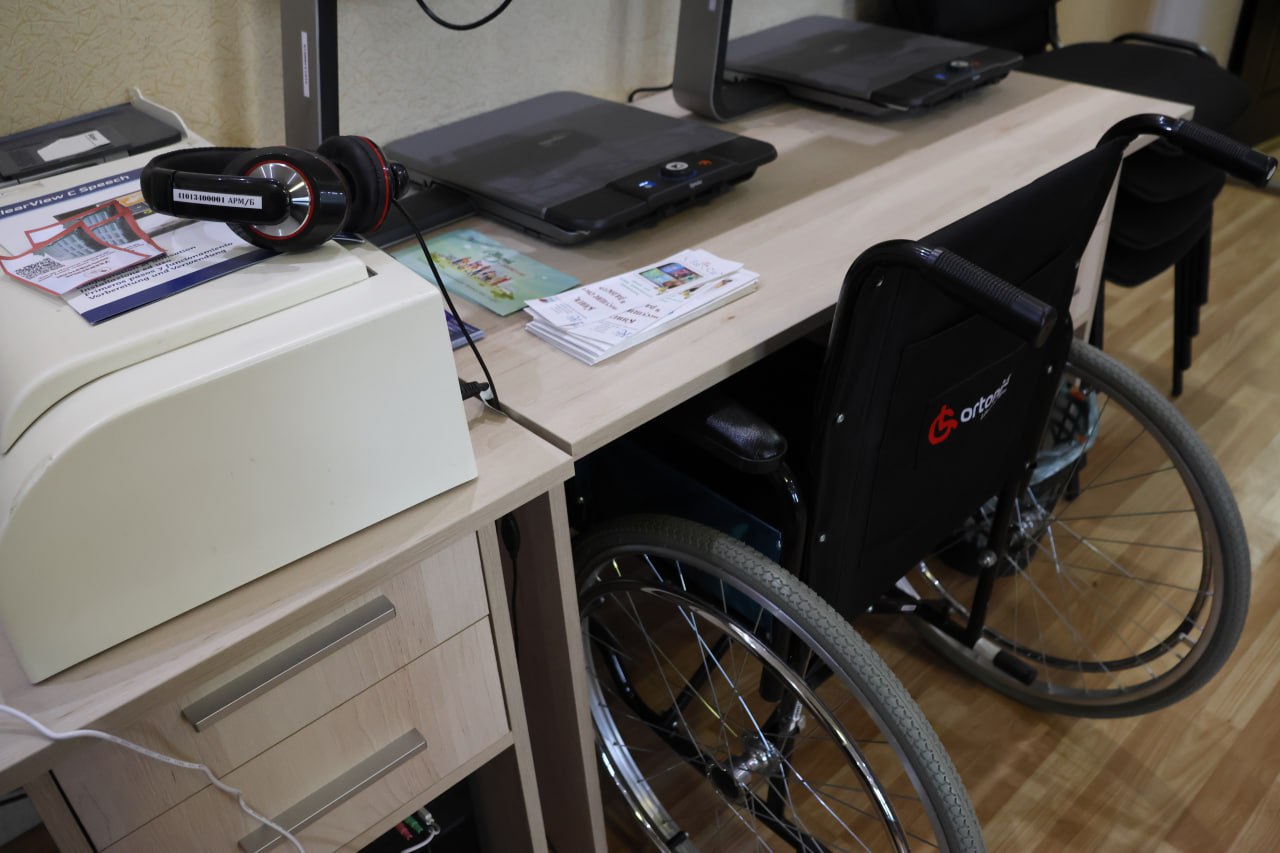 Сегодня вместе с Первым заместителем руководителя Администрации Главы ЛНР Анной Росляковой провели заседание Совета по сохранению и укреплению традиционных российских духовно-нравственных ценностей, культуры и исторической... Сегодня вместе с Первым заместителем руководителя Администрации Главы ЛНР Анной Росляковой провели заседание Совета по сохранению и укреплению традиционных российских духовно-нравственных ценностей, культуры и исторической...