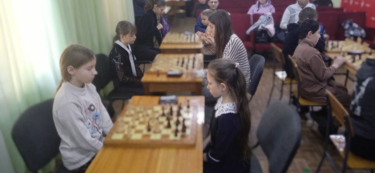 Шахматныи турнир в Старобельске: подведение итогов года Шахматныи турнир в Старобельске: подведение итогов года