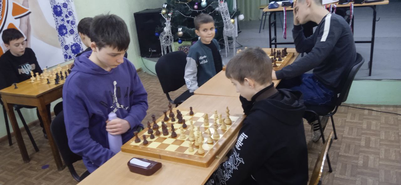 Шахматныи турнир в Старобельске: подведение итогов года Шахматныи турнир в Старобельске: подведение итогов года
