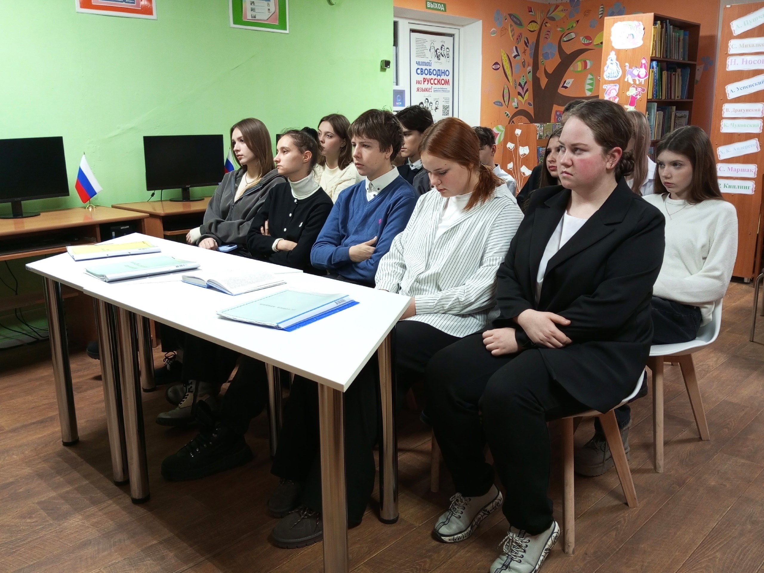 Юношеский краеведческий клуб «Истоки» посвятил истории Вергулевки итоговое в 2025 году историко-краеведческое исследование «Корнями древний – сердцем молодой» Юношеский краеведческий клуб «Истоки» посвятил истории Вергулевки итоговое в 2025 году историко-краеведческое исследование «Корнями древний – сердцем молодой»