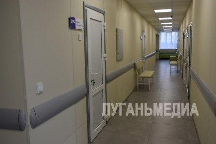 В Новопсковской ЦРМБ завершен капитальный ремонт 3-го этажа поликлинического отделения