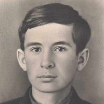 «Рассказы о героях». Леонид Александрович (Али Асадулла-оглы) Дадышев родился 26 октября 1925 года в городе Шахтинске