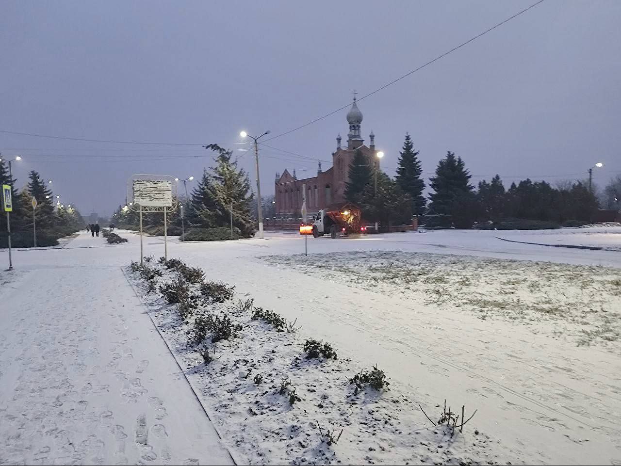 Сергей Колягин: Укрывший наш город снежок принес с собой не только зимнюю сказку, но и необходимость оперативных действий городских служб Сергей Колягин: Укрывший наш город снежок принес с собой не только зимнюю сказку, но и необходимость оперативных действий городских служб