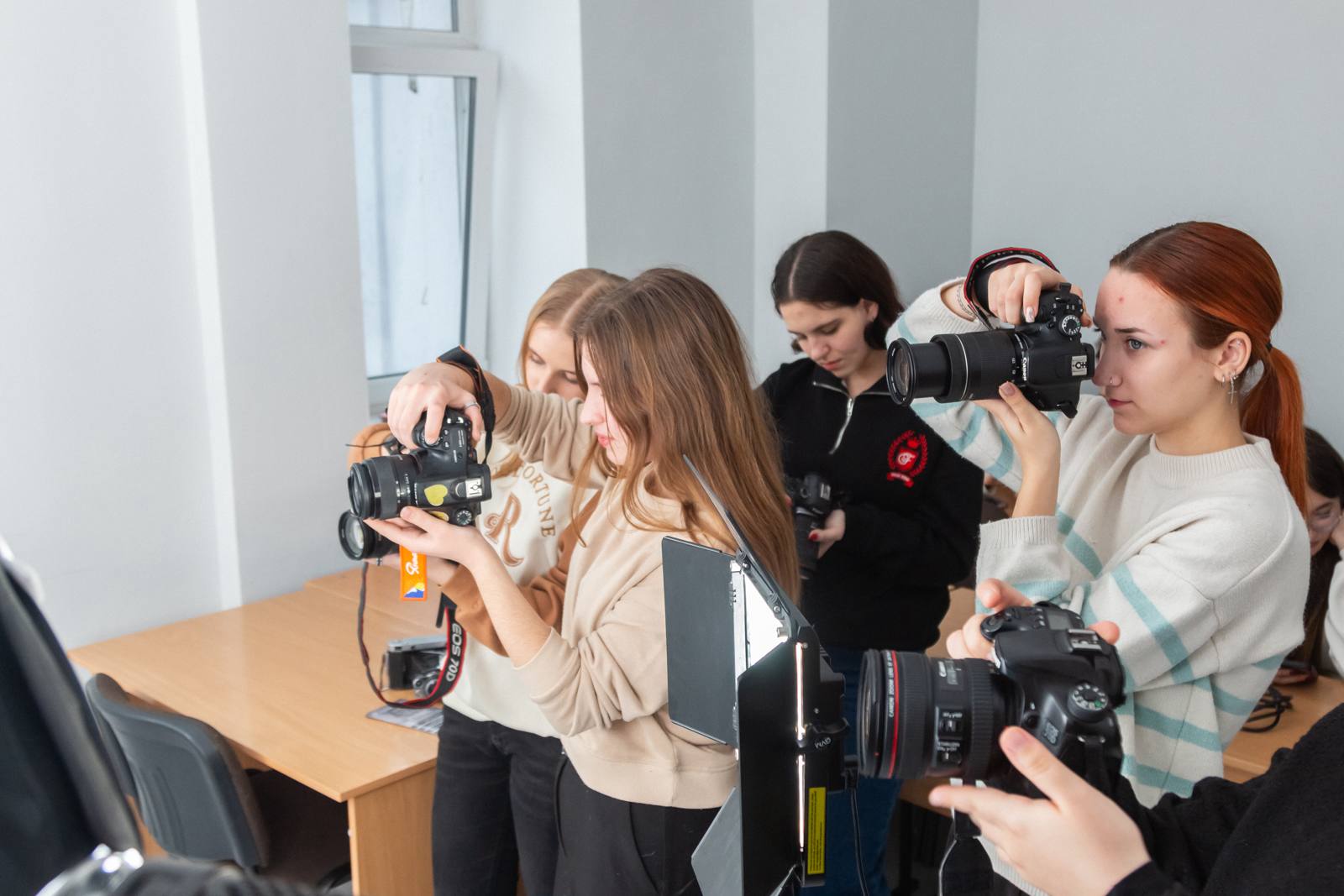 Всё для творчества. В Академии Матусовского запустили подразделение «Фабрика Культуры» – это площадка для творческого развития, обучения и экспериментов в искусстве