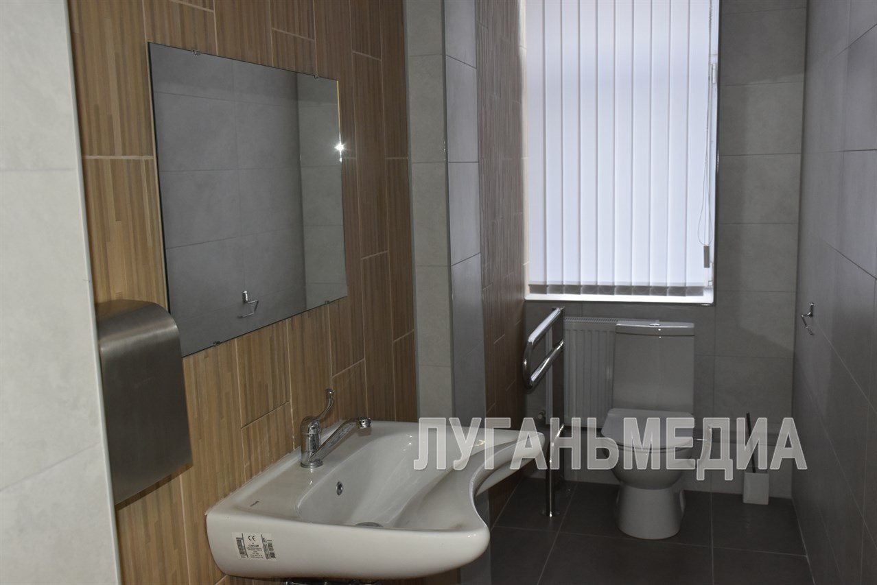 В Новопсковской ЦРМБ завершен капитальный ремонт 3-го этажа поликлинического отделения В Новопсковской ЦРМБ завершен капитальный ремонт 3-го этажа поликлинического отделения