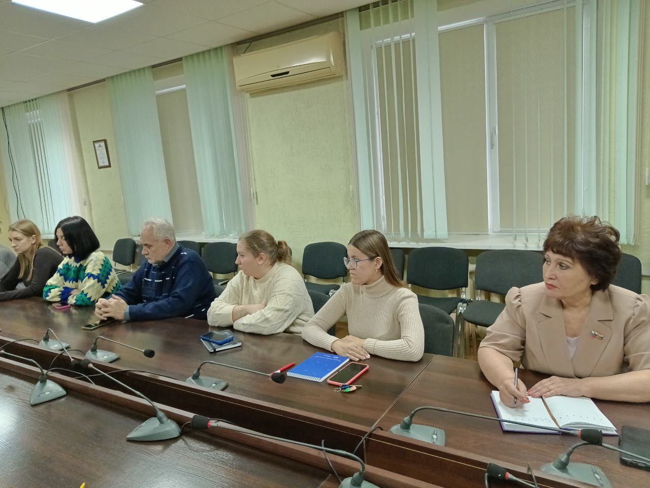 Публичные слушания по бюджету и Уставу городского округа город Ровеньки: Важные шаги к развитию и укреплению местного самоуправления Публичные слушания по бюджету и Уставу городского округа город Ровеньки: Важные шаги к развитию и укреплению местного самоуправления