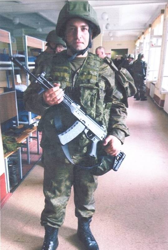 В Алчевске прошла церемония открытия «Парты Героя» В Алчевске прошла церемония открытия «Парты Героя»