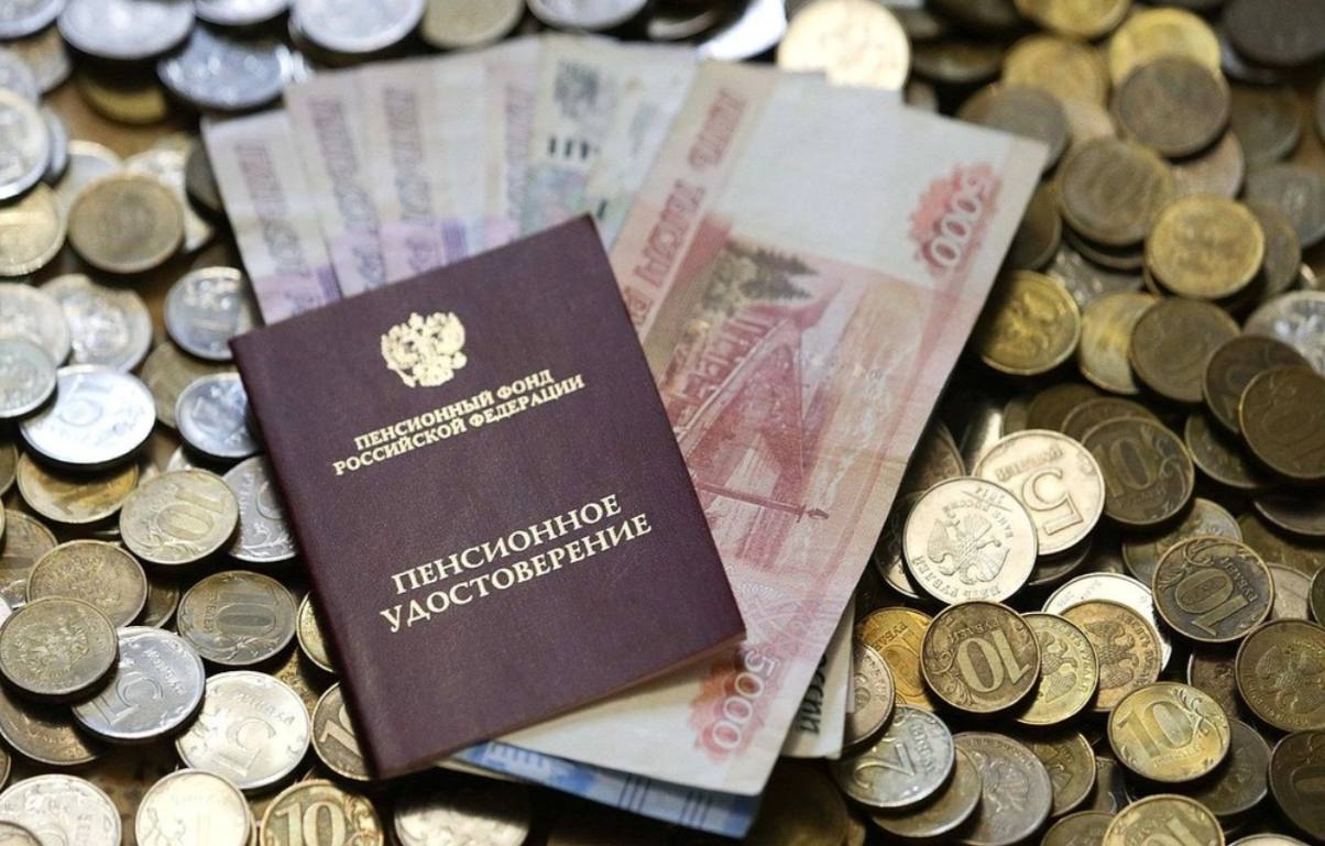 Срок службы в добровольческих формированиях учтут при установлении пенсионных выплат за выслугу лет
