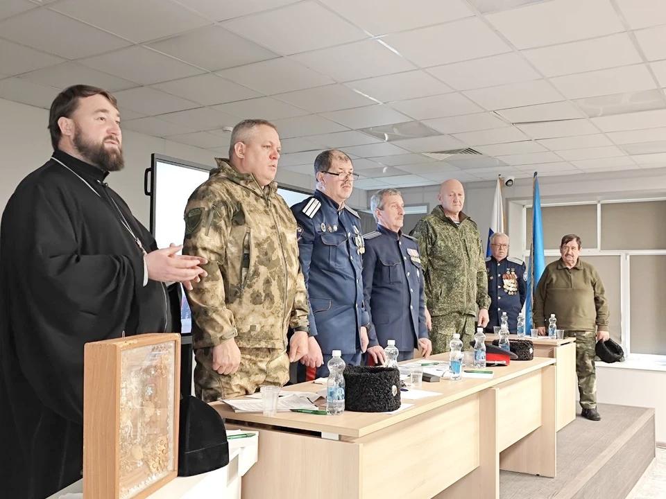 Работают на благо республики: казаки ЛНР подвели итоги 2025 года на первом казачьем круге