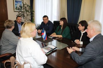 Сергей Козенко: С рабочим визитом наш город посетили профсоюзные лидеры Тюменской области и Луганской Народной Республики