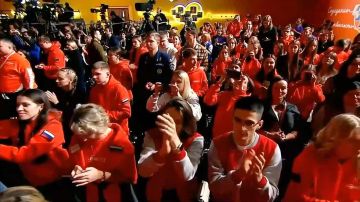 ��� ������ ������ ������ � � �� ������ ��� ��!