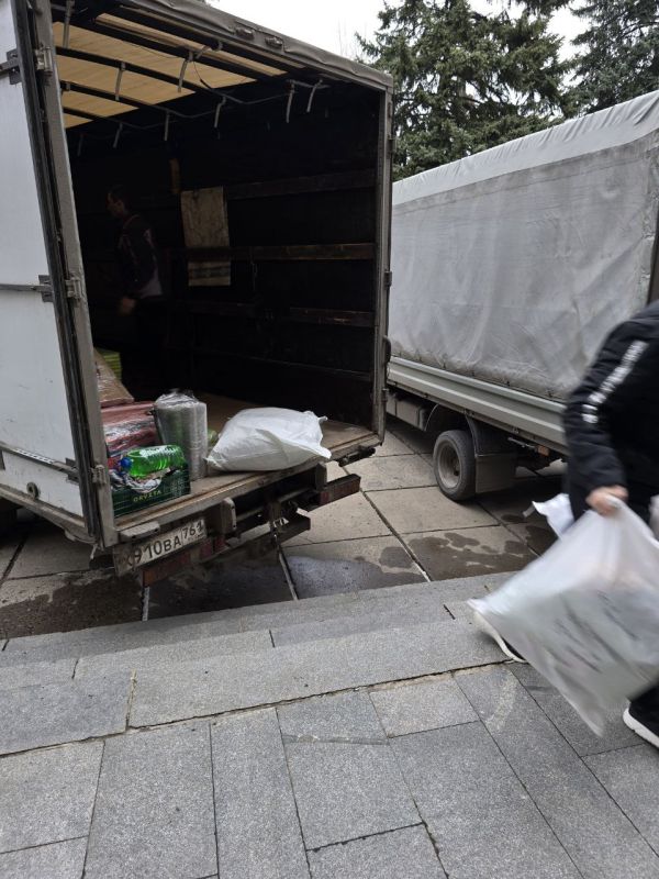 Новый спортивно-игровой комплекс для детей в Ровеньках! Новый спортивно-игровой комплекс для детей в Ровеньках!