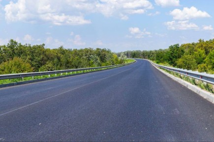 Альберт Апшев: Благодарю Главу республики Леонида Пасечника за высокую оценку достижений в сфере дорожного хозяйства!