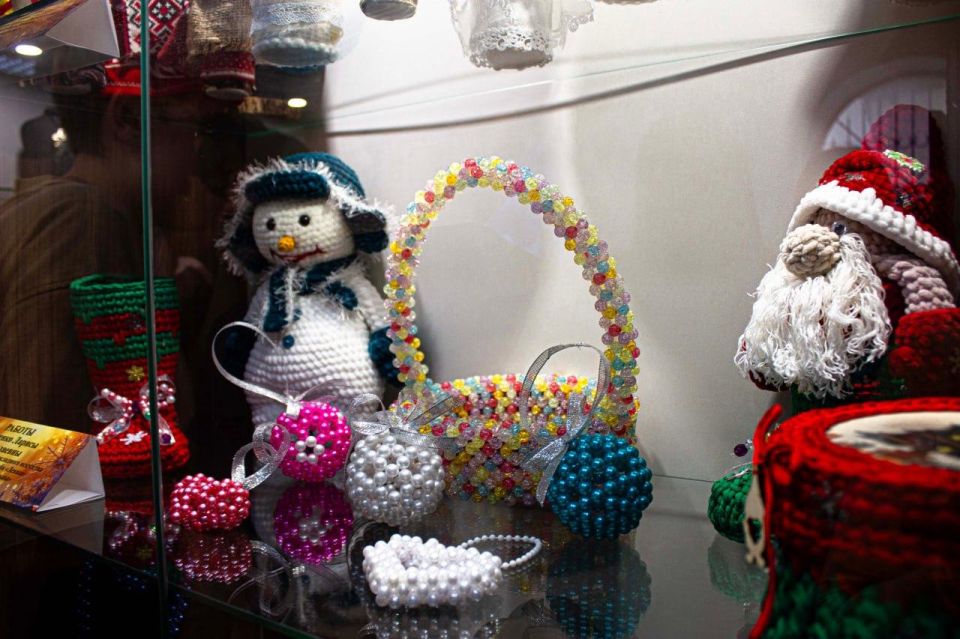 Мастера клуба «Левша» Луганского центра народного творчества, участники СВО и их дети представили более двух тыс Мастера клуба «Левша» Луганского центра народного творчества, участники СВО и их дети представили более двух тыс