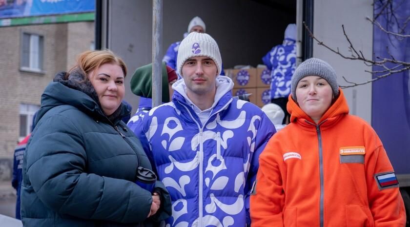 Волонтеры доставили более 11 тыс