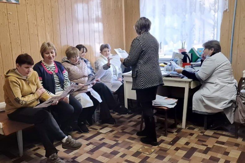 Состоялась встреча с трудовым коллективом Шахтерской амбулатории Состоялась встреча с трудовым коллективом Шахтерской амбулатории